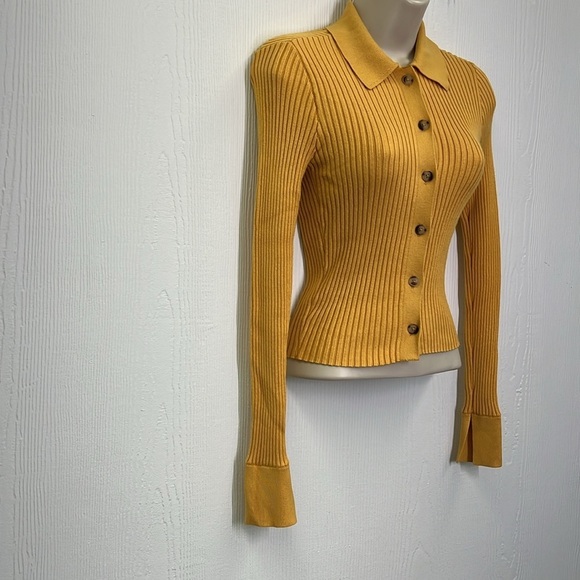 Abercrombie & Fitch - Ribbed Yellow Button Down Long Sleeve Collared Sweater XS - Picture 3 of 8